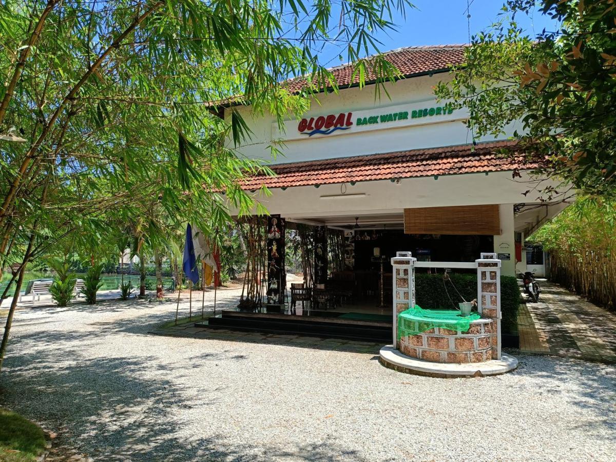 Global Backwater Resort 科兰 外观 照片