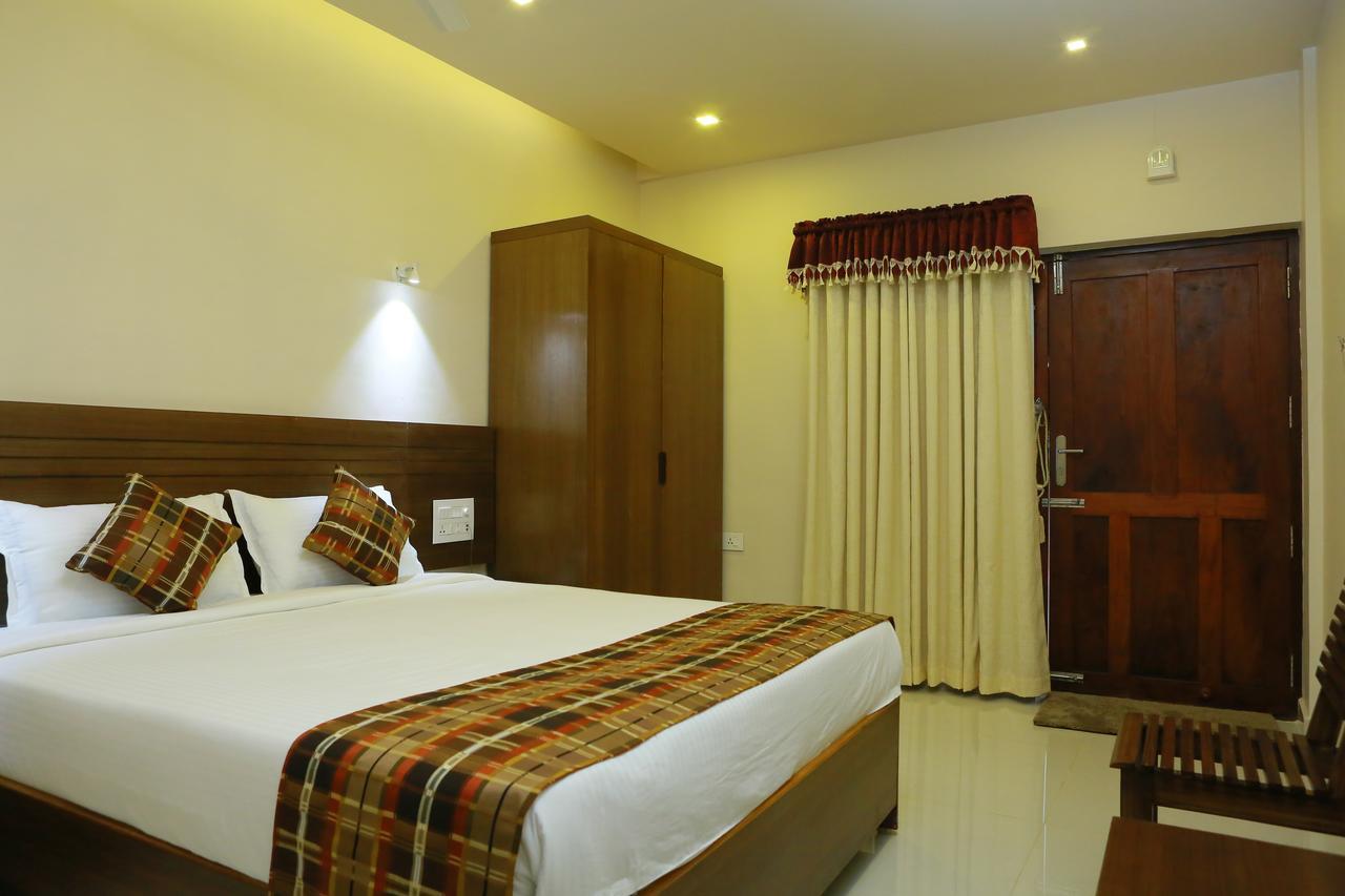 Global Backwater Resort 科兰 外观 照片