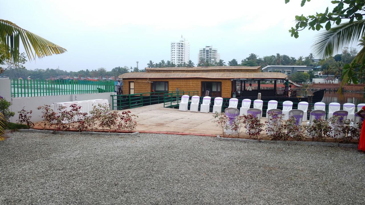 Global Backwater Resort 科兰 外观 照片
