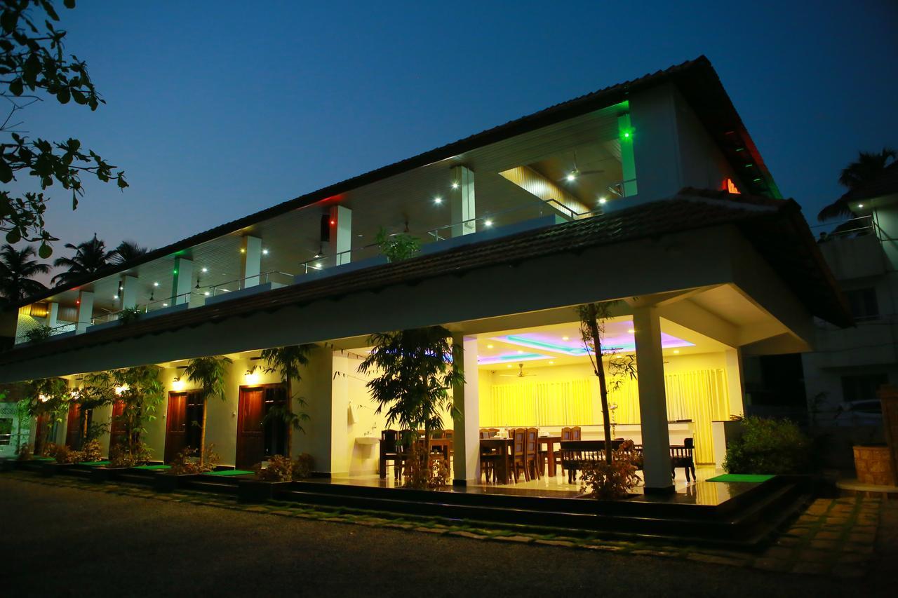 Global Backwater Resort 科兰 外观 照片